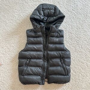 Zara Kids Black Hooded Puffer Vest size 6-7 Unisex